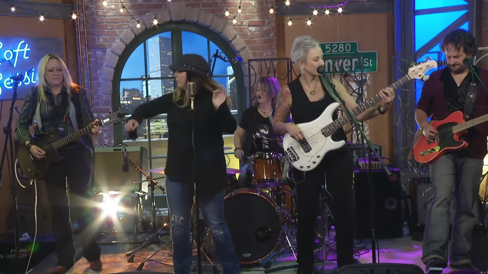 Thumbnail image for Denver Loft Sessions: 2 Dog Tuesday